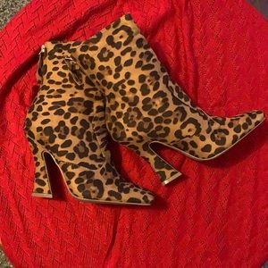 New Leopard Suede Boots